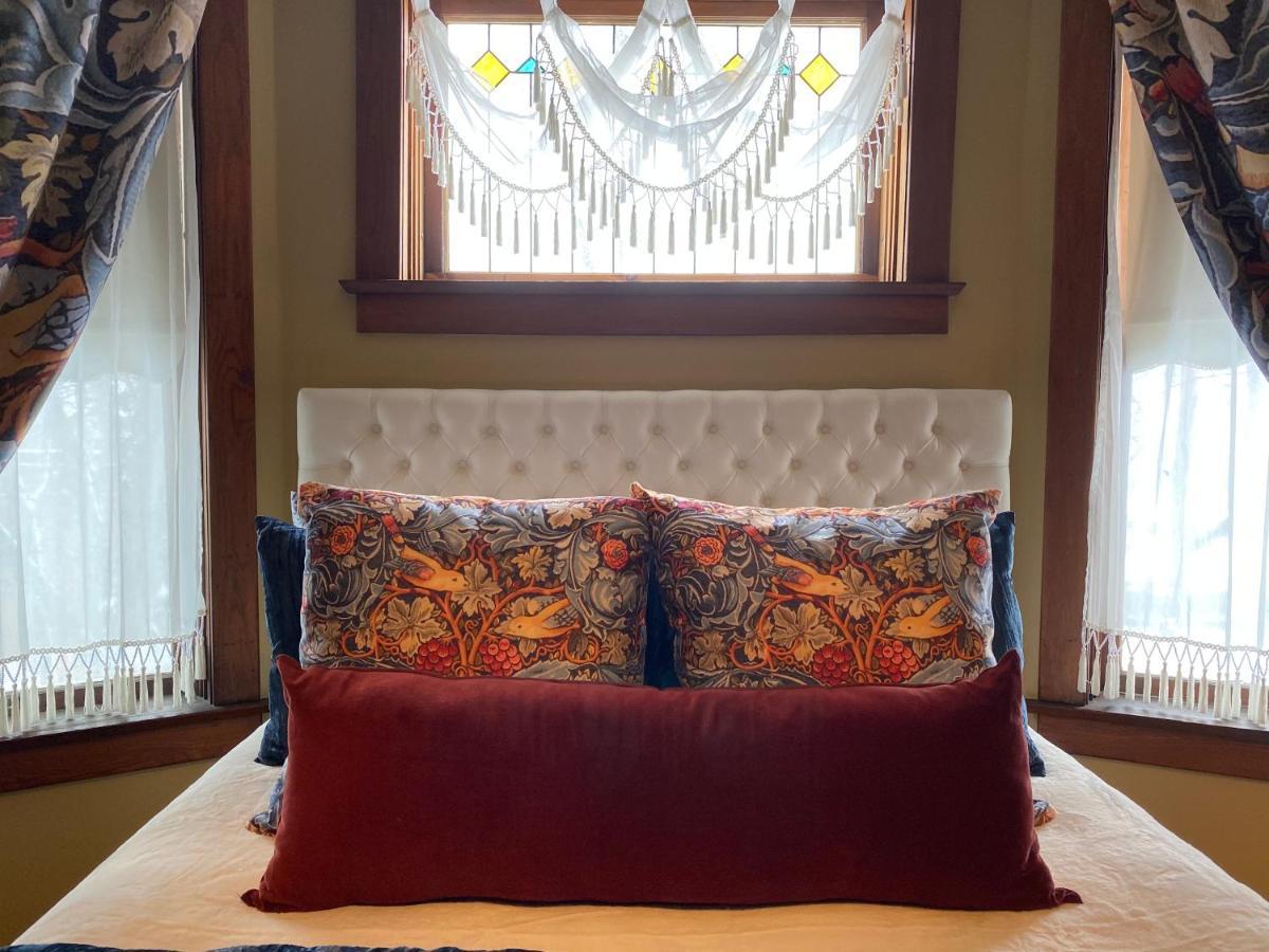 The Edmond An 1887 Arts & Crafts Gem Apartment Saint Joseph Bagian luar foto