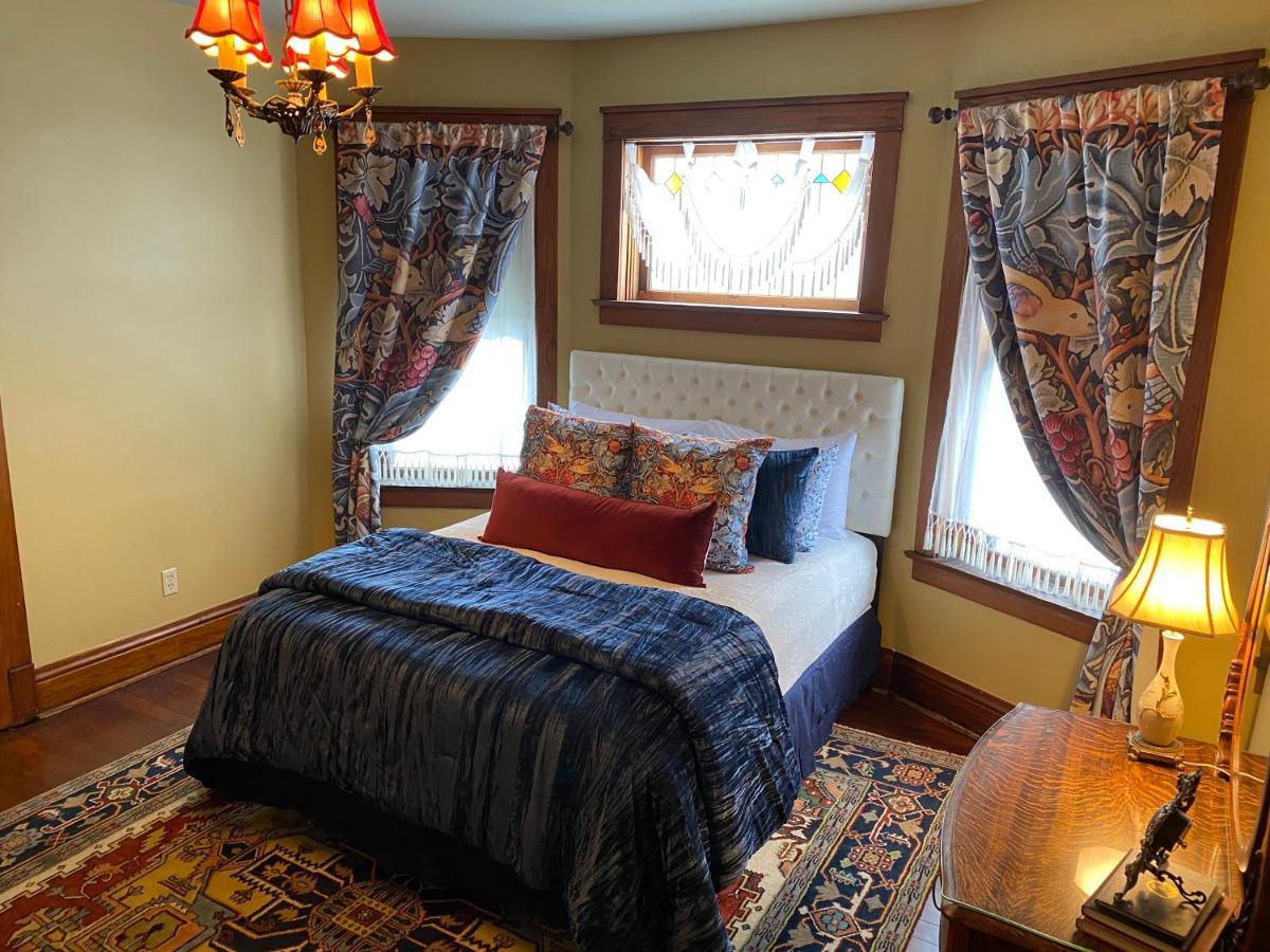 The Edmond An 1887 Arts & Crafts Gem Apartment Saint Joseph Bagian luar foto